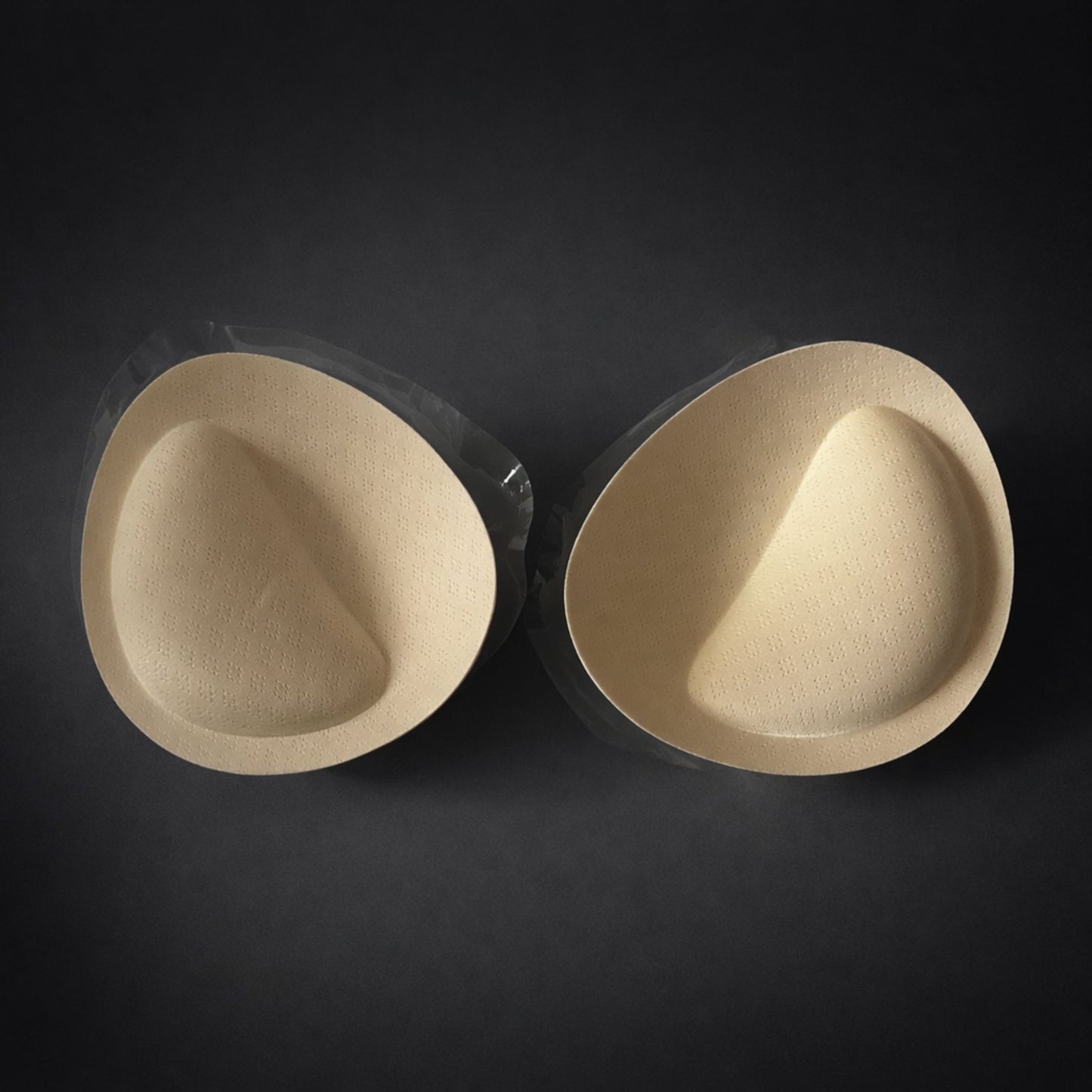 самозалепващи подплънки за рокля и бюстие – бежови 2 броя