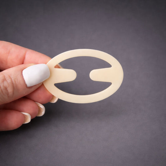 държач за презрамка бежов – клипс за сутиен за скриване на презрамки 