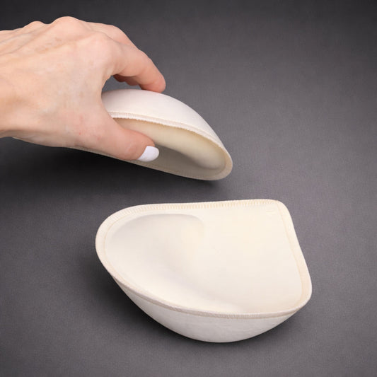 обемни подплънки за сутиени и бански – бежови капковидни 13×13.5 см, 3 см обем